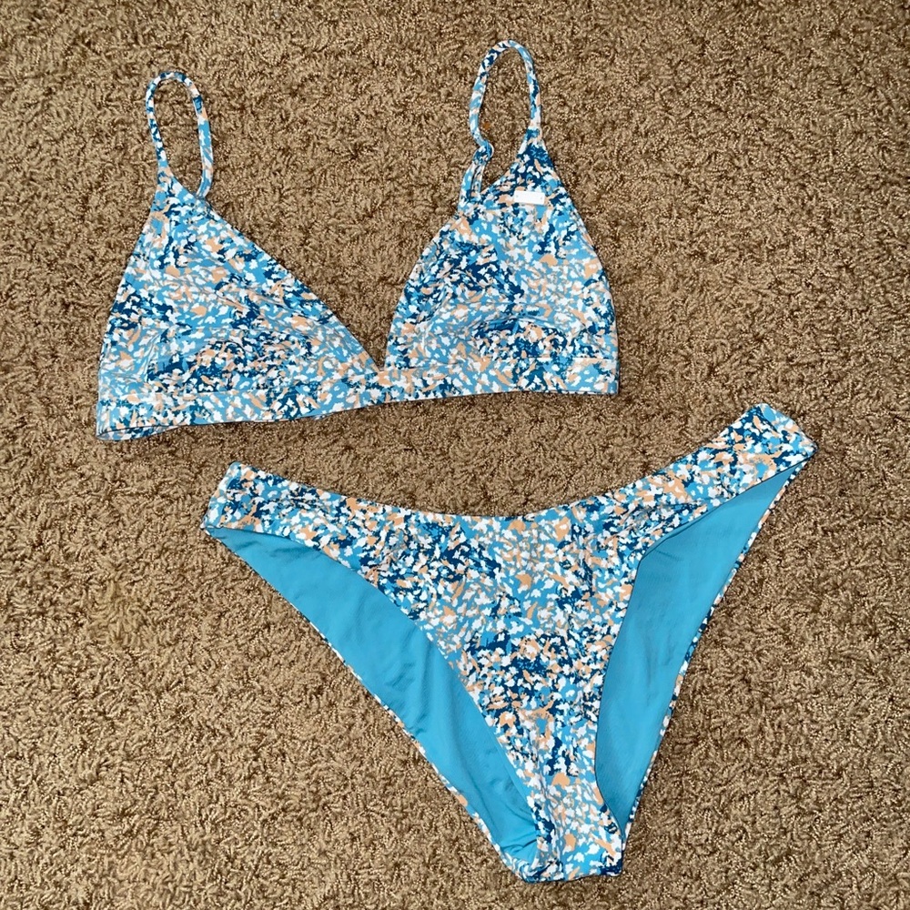 Roxy Bikini Set!
